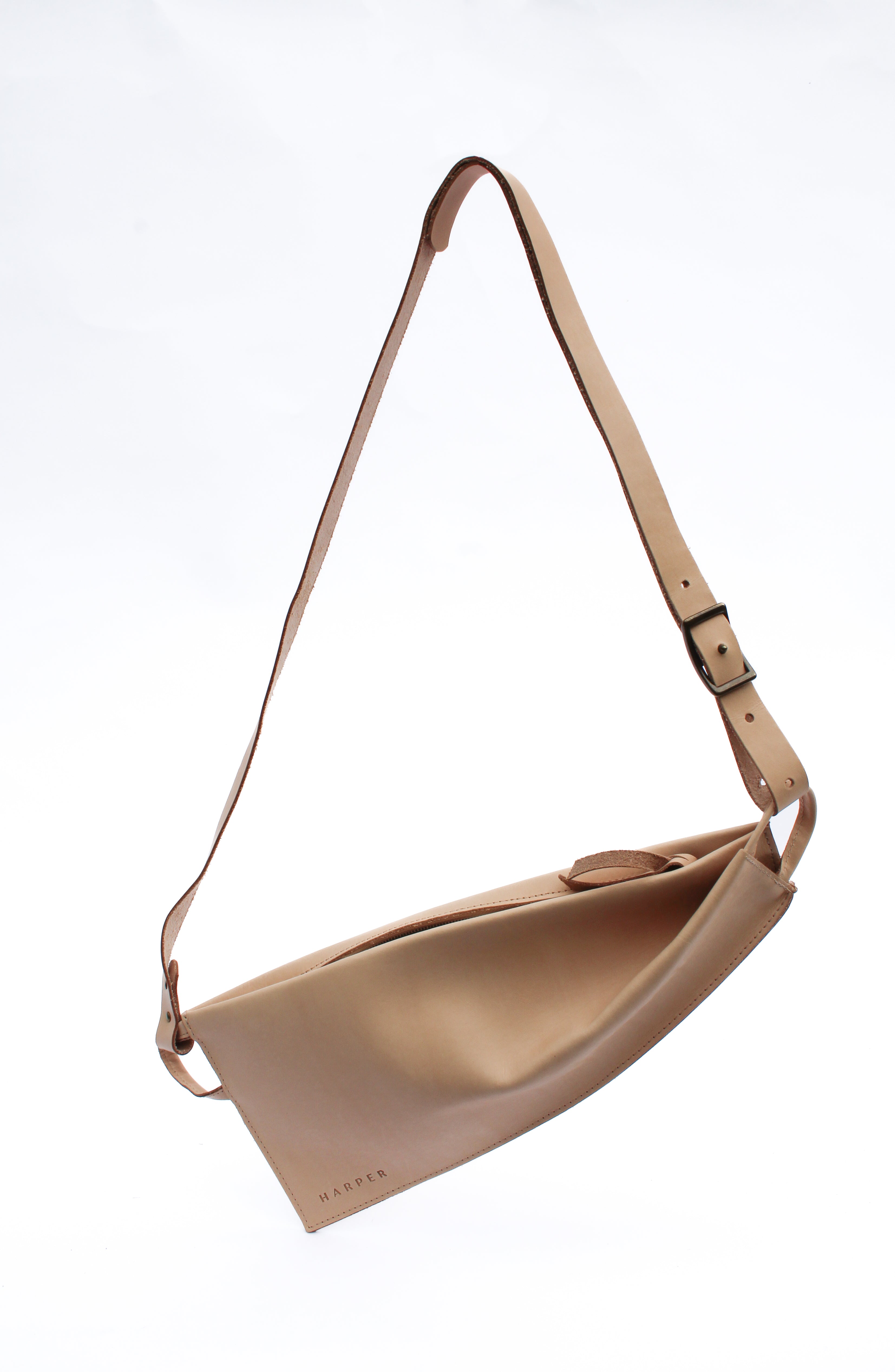 ☆JILLSTUART☆ Harper Medium Shoulder Bag JLBA5E240BK Designer fashion, Seoul-fully created | W Concept